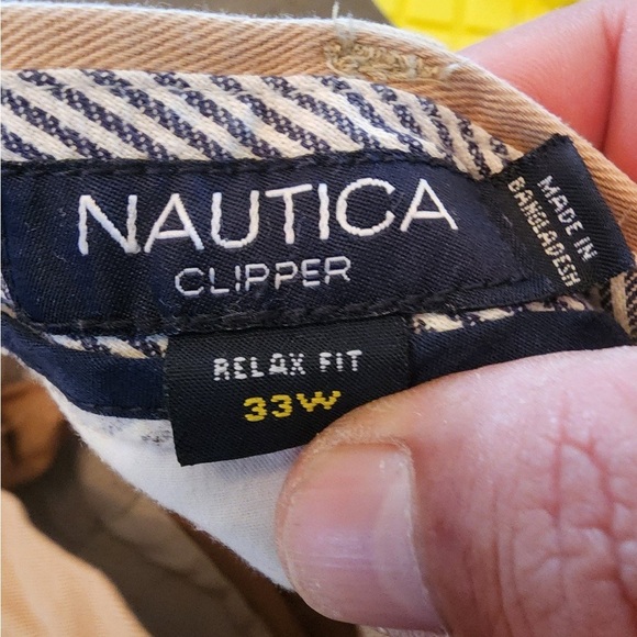 NAUTICA Shorts Clipper Relaxed Fit Size 33 Khaki - Picture 3 of 3
